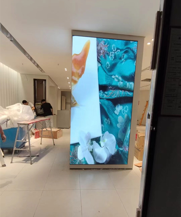 平塘商场门店转角LED显示屏